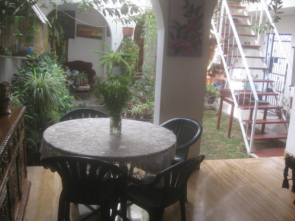 Hostal Camiluz Nazca Exterior photo