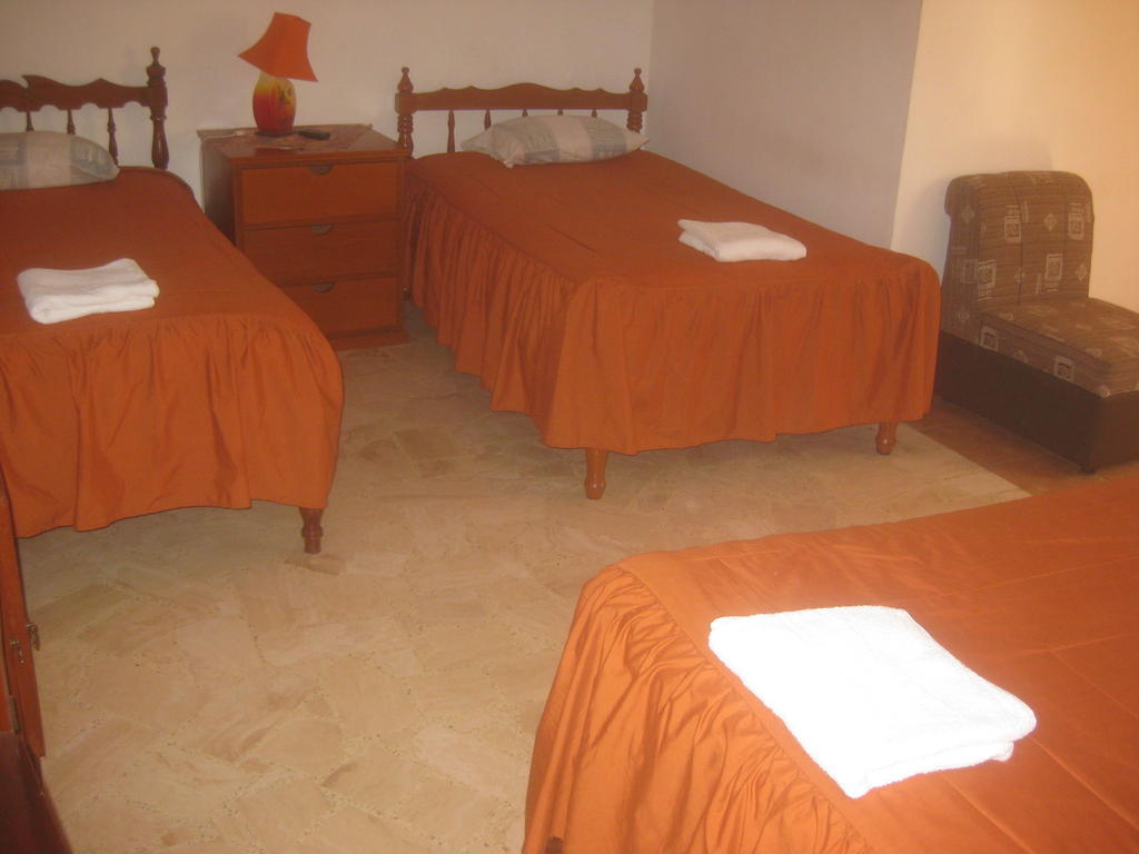 Hostal Camiluz Nazca Room photo