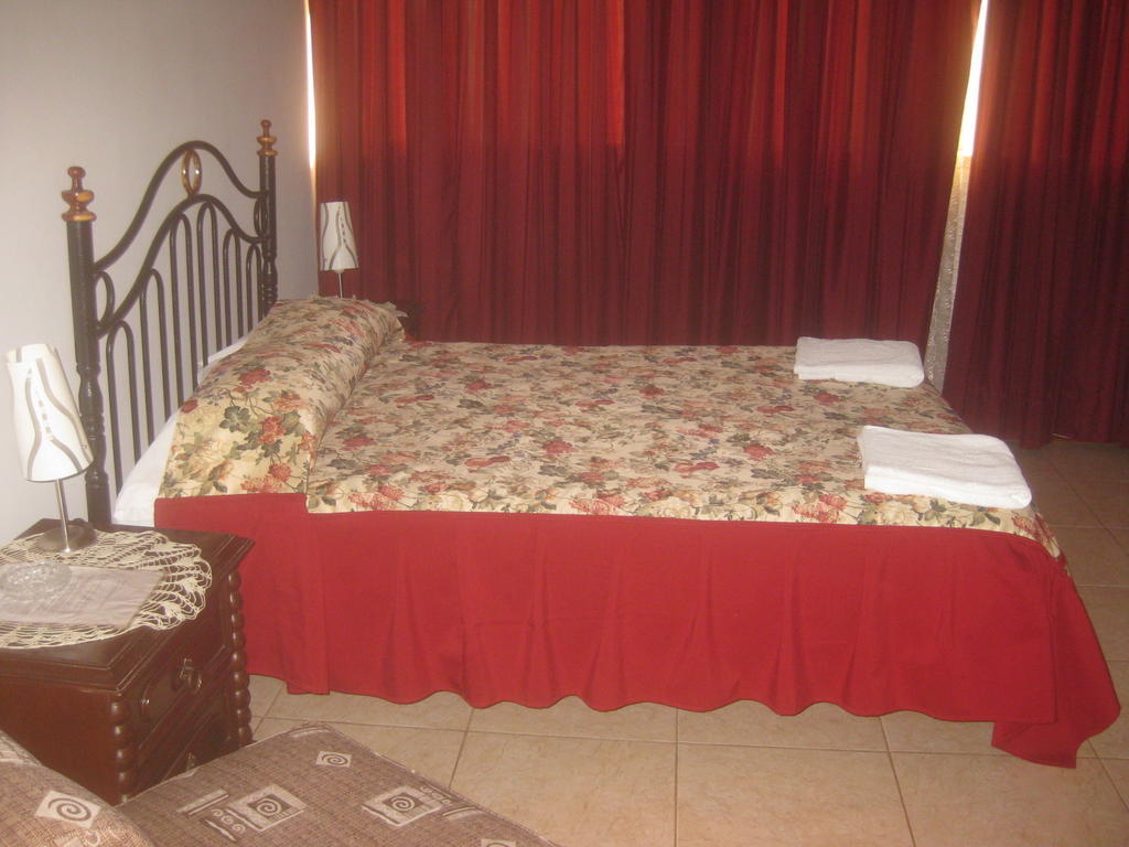 Hostal Camiluz Nazca Room photo