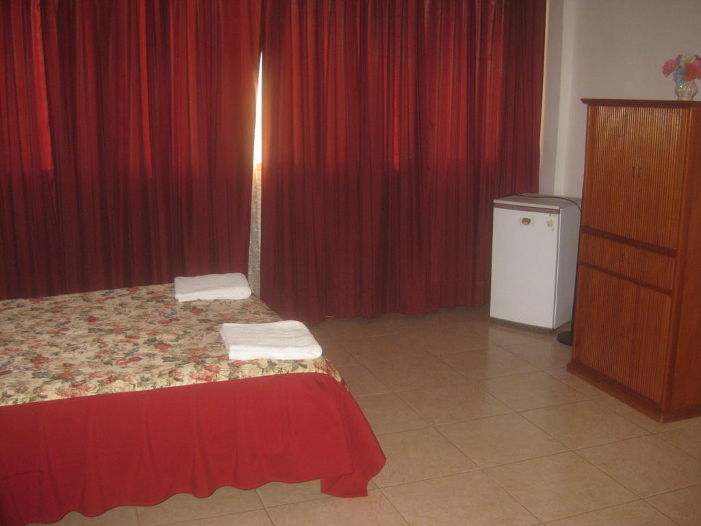 Hostal Camiluz Nazca Room photo