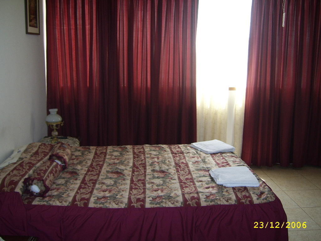 Hostal Camiluz Nazca Room photo